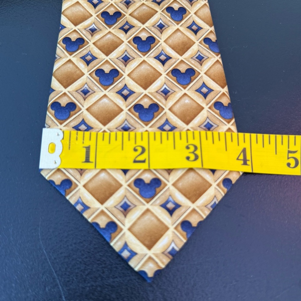 Walt Disney World Tie Men's‎ Disneyland Mickey Mouse Silhouette Silk